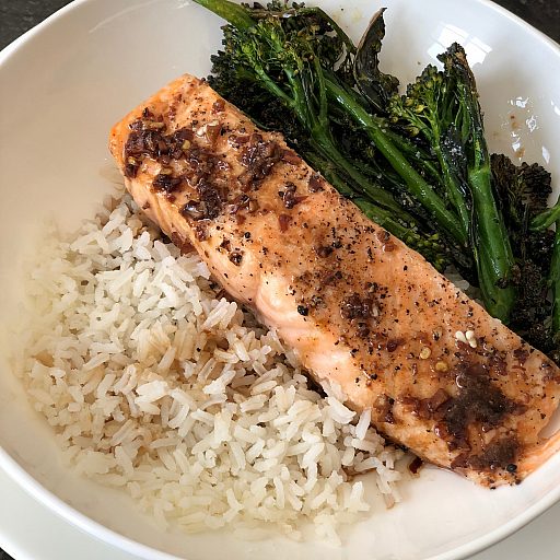 Salmon Teriyaki & Broccolini